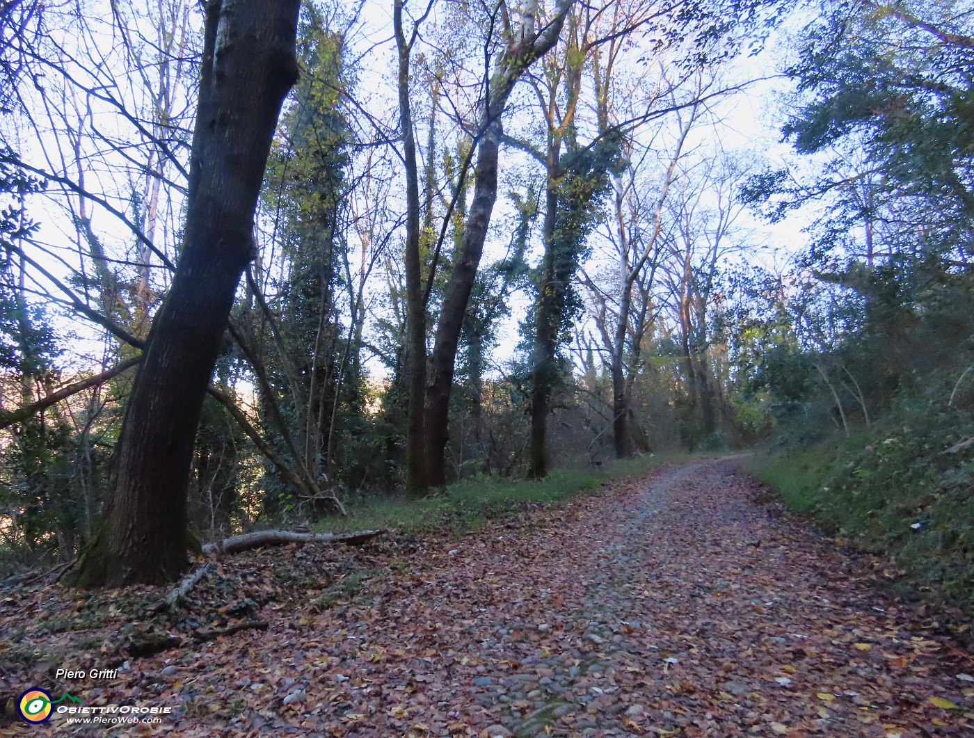 17 Per Via San Sebastiano.JPG